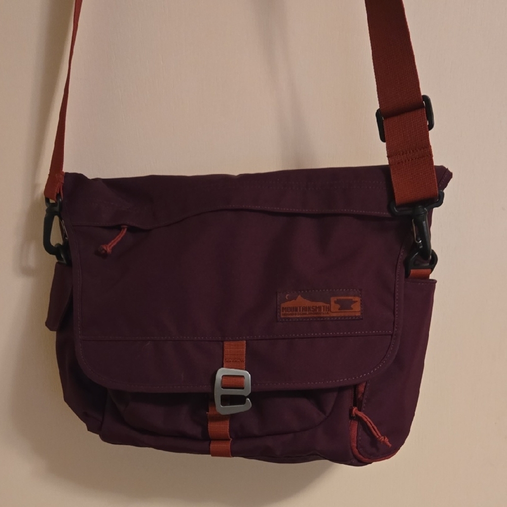 Mountainsmith Messenger Bag